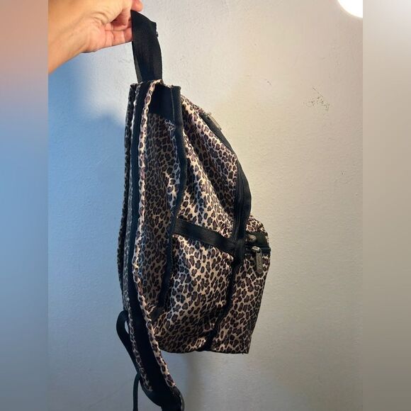 Lesportsac LEOPARD BACKPACK BLACK BROWN ANIMAL PRINT CHEETAH TRAVEL Candace - Picture 8 of 16
